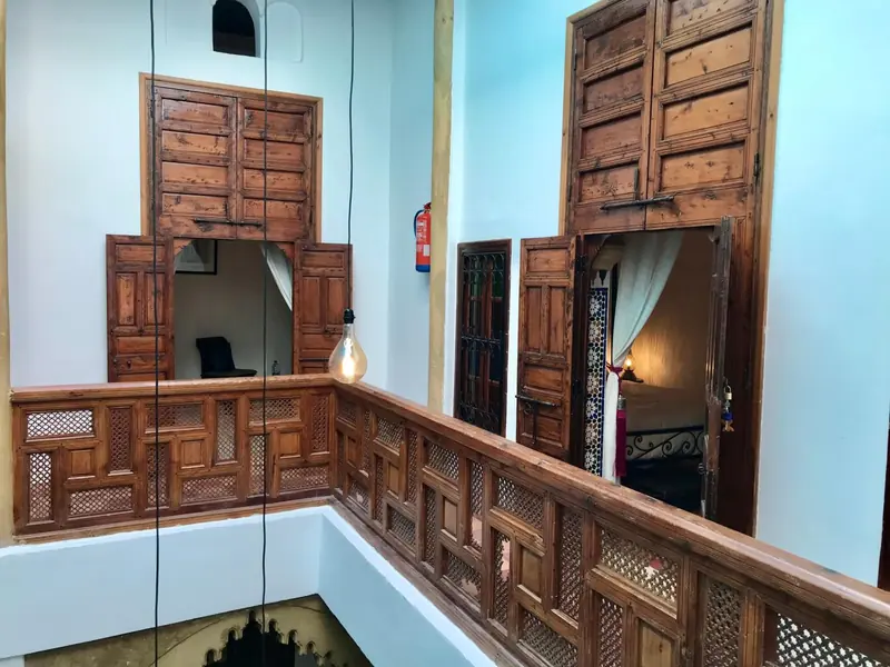 La galerie autour du patio